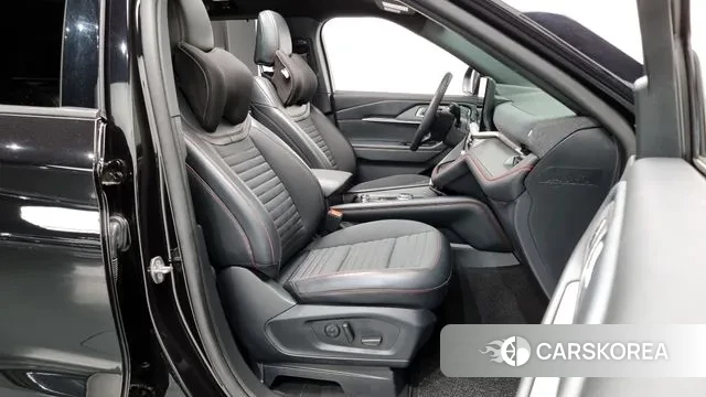 Ford Explorer 6th Generation 2024 Черный из Кореи, фото 2