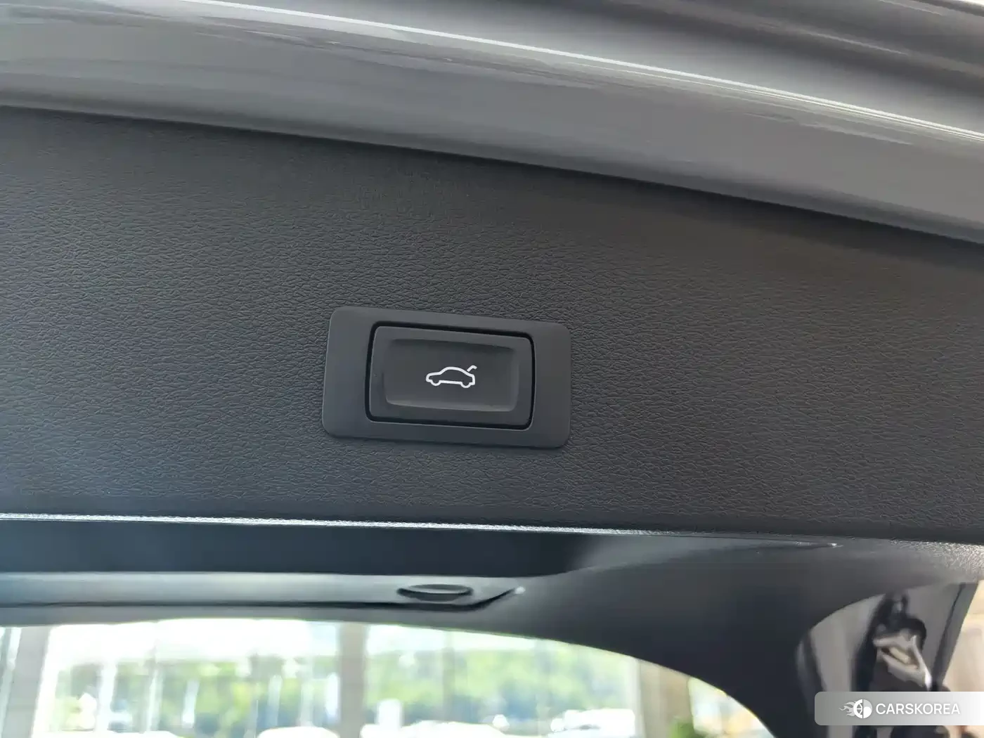 Audi Q2L 2026 Silver/gray из Китая, фото 2