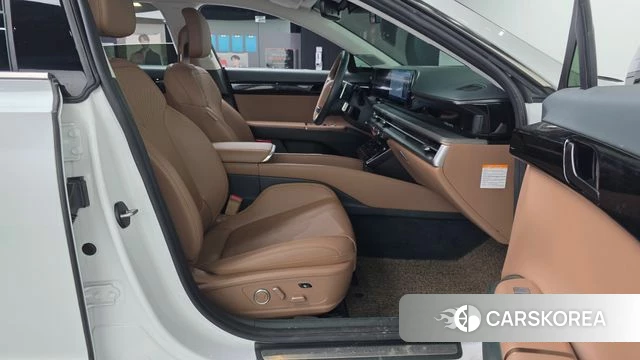 Hyundai Grandeur Hybrid (GN7) 2023 Белый из Кореи, фото 2