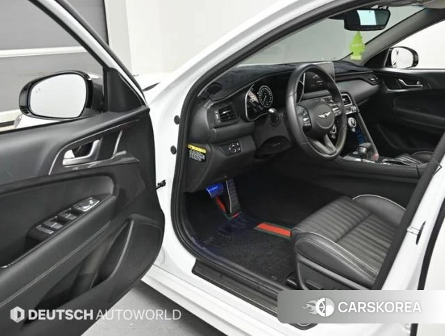 Genesis G70 2019 Белый из Кореи, фото 2