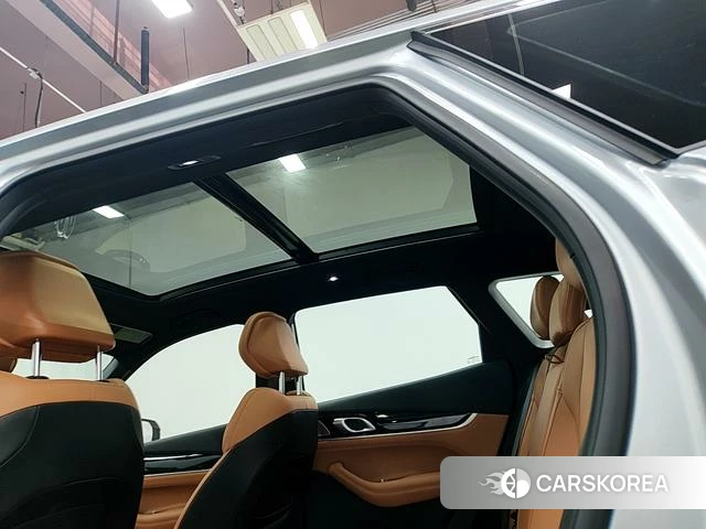 Geely Automobile Boyue L 2025 Серебристо-серый из Китая, фото 2