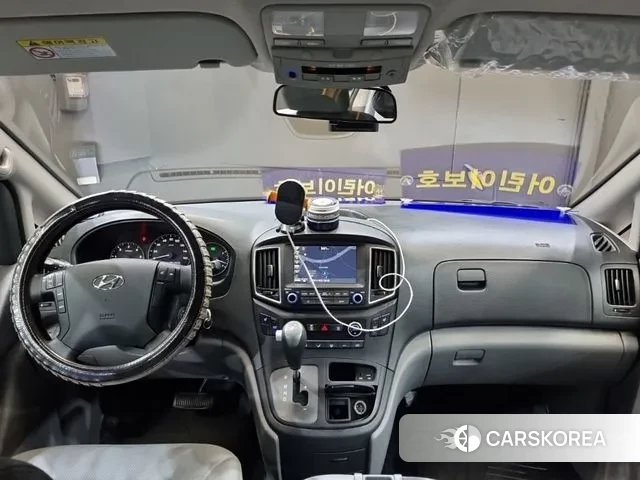 Hyundai The New Grand Starex 2018 Желтый из Кореи, фото 2