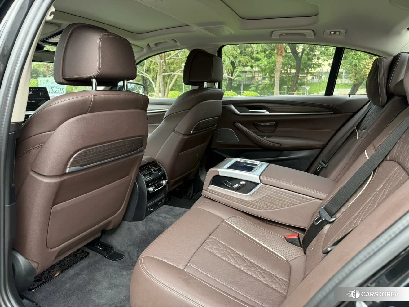 BMW 5 series 2021 Черный из Китая, фото 2