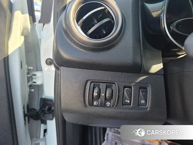 Renault Korea (Samsung) Clio 2019 Белый из Кореи, фото 2