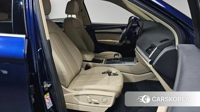 Audi Q5 (FY) 2023 Синий из Кореи, фото 2