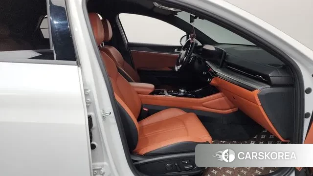 Kia The New K5 3rd generation 2024 Белый из Кореи, фото 2