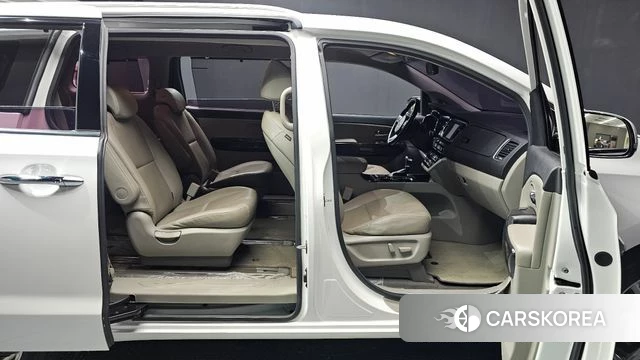 Kia The New Carnival 2018 Белый из Кореи, фото 2