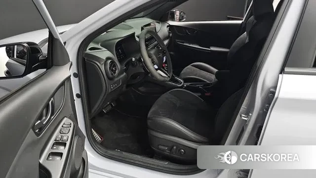 Hyundai The New Kona 2021 Серебристо-серый из Кореи, фото 2