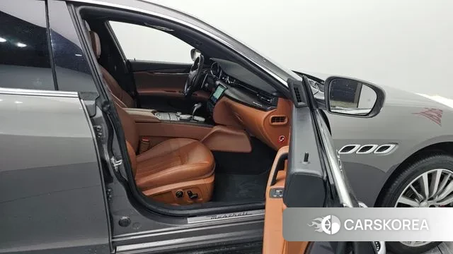 Maserati Quattroporte 2020 Серый из Кореи, фото 2