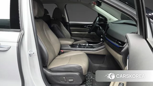 Kia The New Carnival 4th Generation 2025 Серебристо-серый из Кореи, фото 2