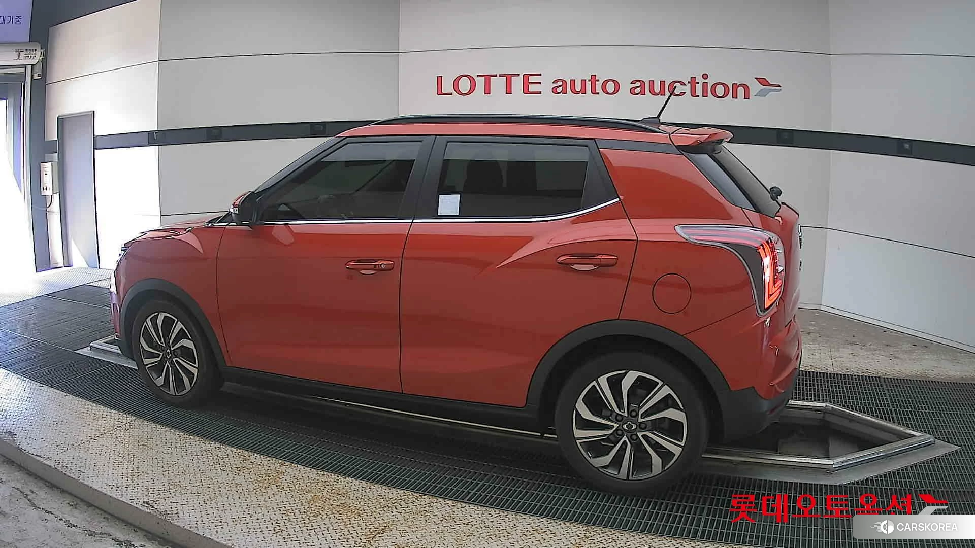 SsangYong Tivoli 2021 Orange Pop из Кореи, фото 2