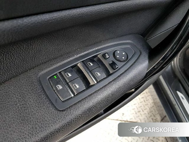 BMW 1 Series (F20) 2019 Серый из Кореи, фото 2