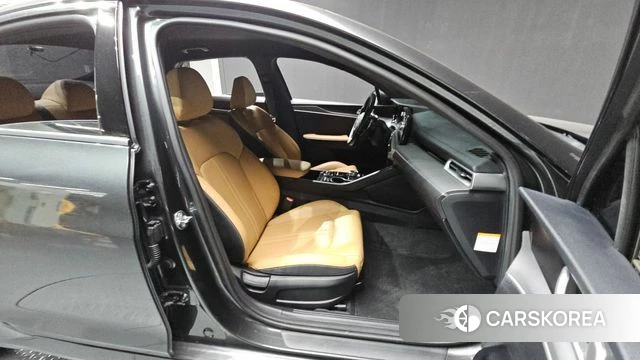 Kia K5 Hybrid 3rd Generation 2023 Серый из Кореи, фото 2