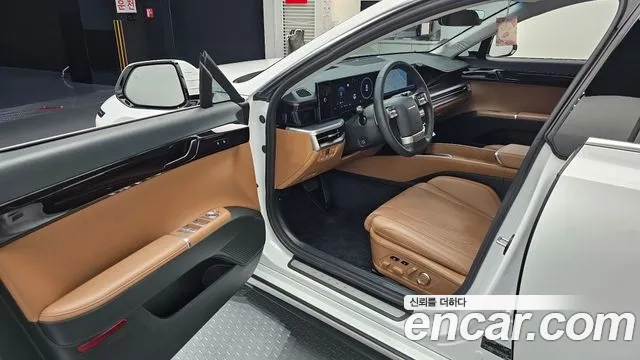 Hyundai Grandeur Hybrid (GN7) 2023 Белый из Кореи, фото 2