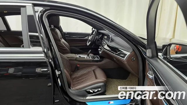 BMW 7 Series (G11) 2021 Черный из Кореи, фото 2