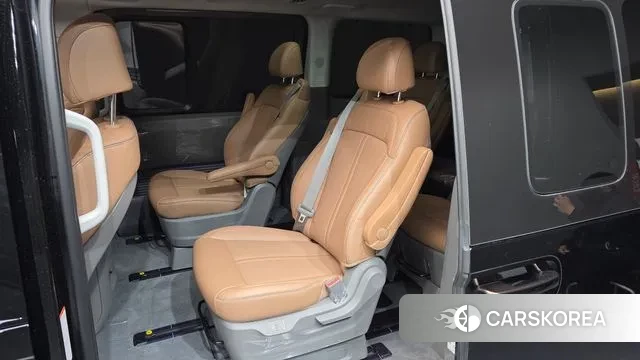 Hyundai Staria 2025 Черный из Кореи, фото 2