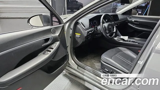 Hyundai Sonata (DN8) 2019 Серебристо-серый из Кореи, фото 2