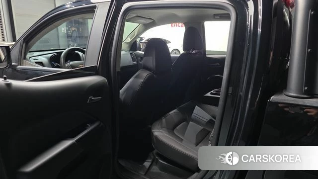 Chevrolet (GM Daewoo) Real New Colorado 2021 Черный из Кореи, фото 2