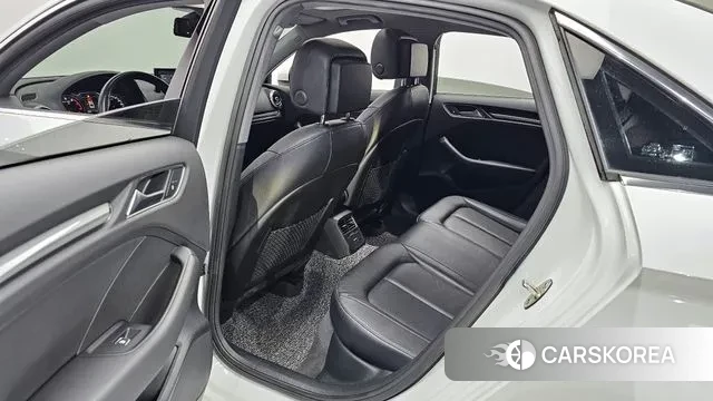 Audi New A3 2018 Белый из Кореи, фото 2