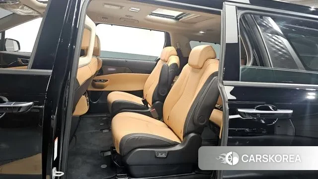 Kia Carnival 4th generation 2023 Черный из Кореи, фото 2