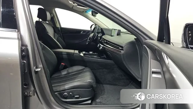 Genesis G80 (RG3) 2023 Серебристо-серый из Кореи, фото 2