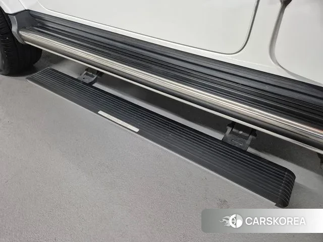 Mercedes-Benz G-Class W463b 2020 Жемчужный цвет из Кореи, фото 2