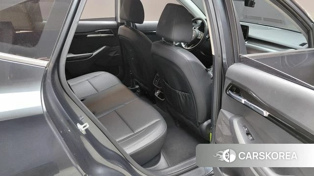 Kia Seltos 2022 Серый из Кореи, фото 2
