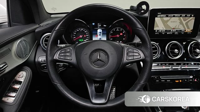 Mercedes-Benz GLC-Class X253 2019 Белый из Кореи, фото 2