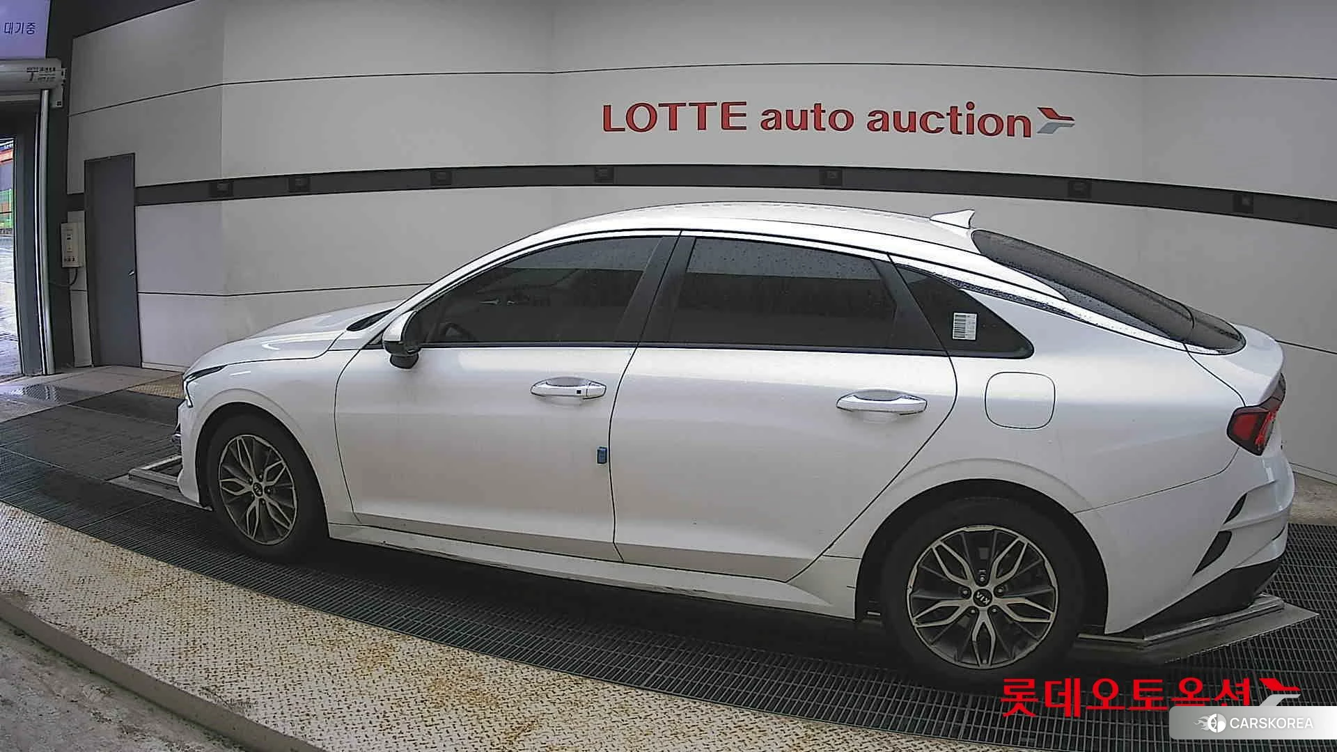 Kia K5 2021 Snow White Pearl (optional) из Кореи, фото 2