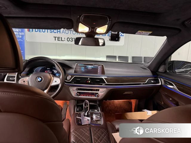 BMW 7 Series (G11) 2020 Черный из Кореи, фото 2
