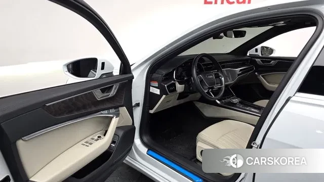 Audi A6 (C8) 2023 Белый из Кореи, фото 2