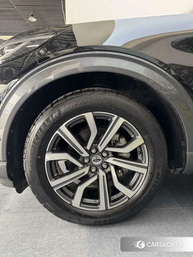 Ford Explorer 2023 Черный из Китая, фото 2