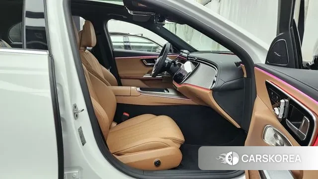 Mercedes-Benz E-Class W214 2025 Белый из Кореи, фото 2