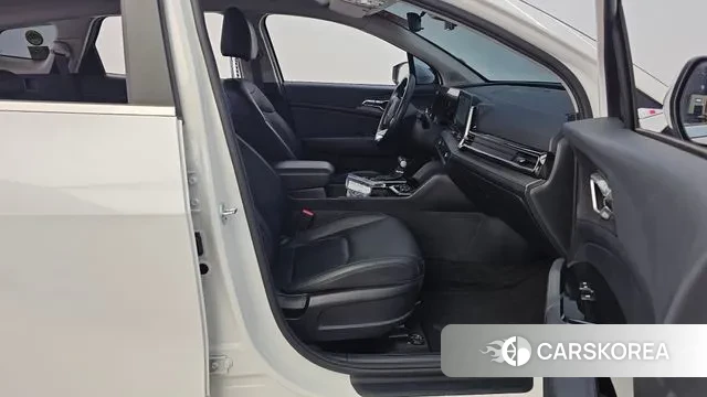 Kia Sportage 5th Generation 2022 Белый из Кореи, фото 2