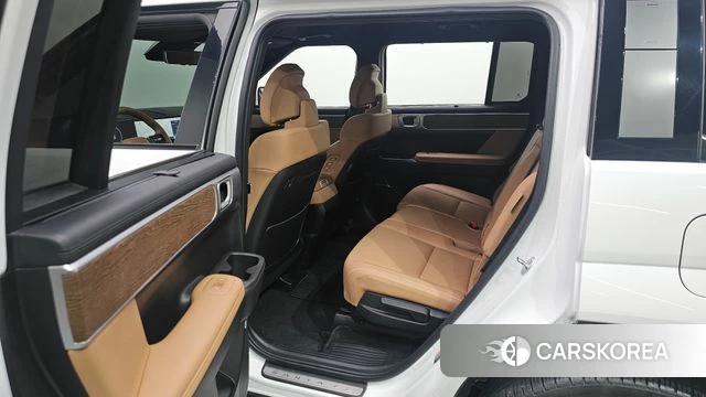 Hyundai Santa Fe (MX5) 2024 Белый из Кореи, фото 2
