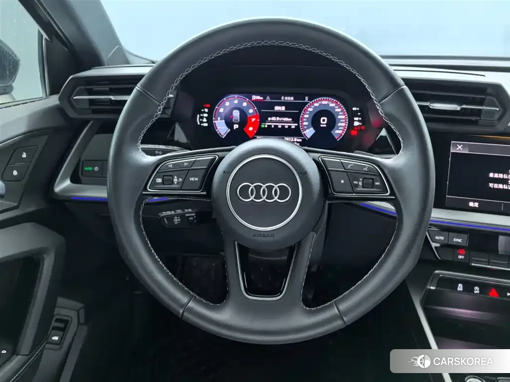 Audi A3 2024 Silver/gray из Китая, фото 2