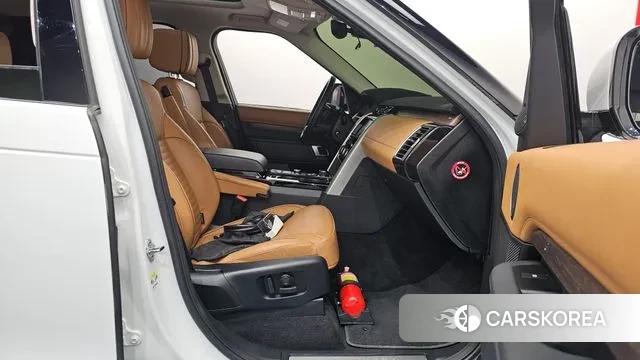 Land Rover Discovery 5 2018 Белый из Кореи, фото 2