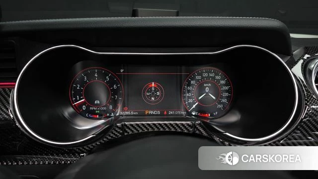 Ford Mustang 2019 Черный из Кореи, фото 2