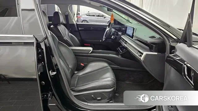 Hyundai Grandeur Hybrid (GN7) 2023 Черный из Кореи, фото 2