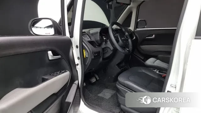 Kia The New Kia Ray 2023 Белый из Кореи, фото 2