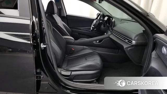 Hyundai Avante (CN7) 2021 Черный из Кореи, фото 2