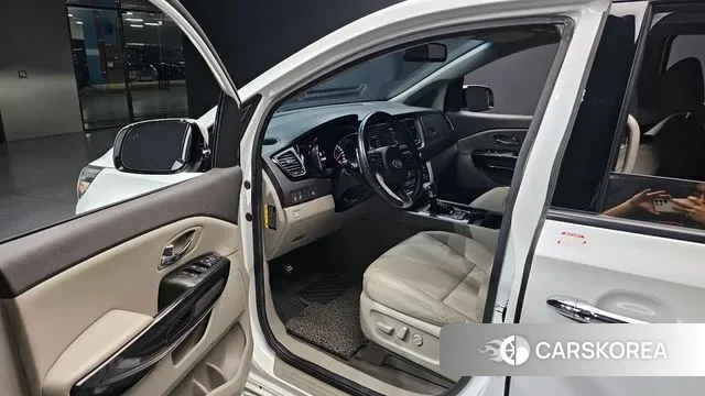 Kia All New Carnival 2018 Белый из Кореи, фото 2