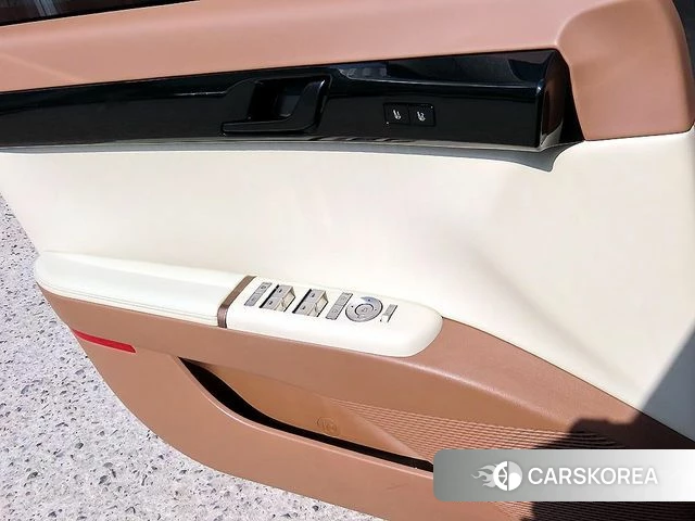 Hyundai Grandeur Hybrid (GN7) 2023 Черный из Кореи, фото 2