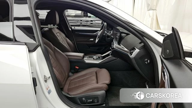 BMW i4 2024 Белый из Кореи, фото 2