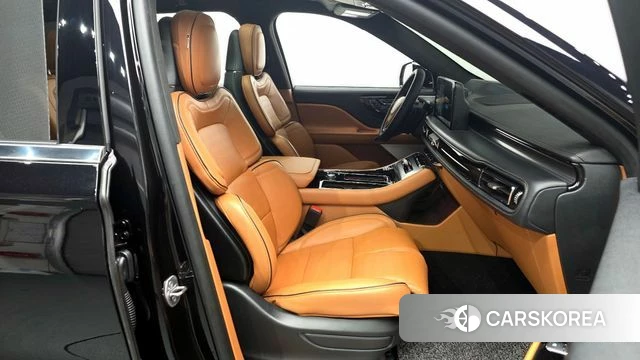 Lincoln Aviator 2nd generation 2025 Черный из Кореи, фото 2