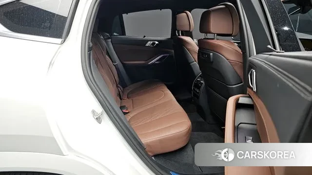 BMW X6 (G06) 2022 Белый из Кореи, фото 2