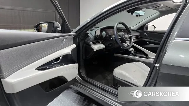 Hyundai Avante (CN7) 2023 Серый из Кореи, фото 2