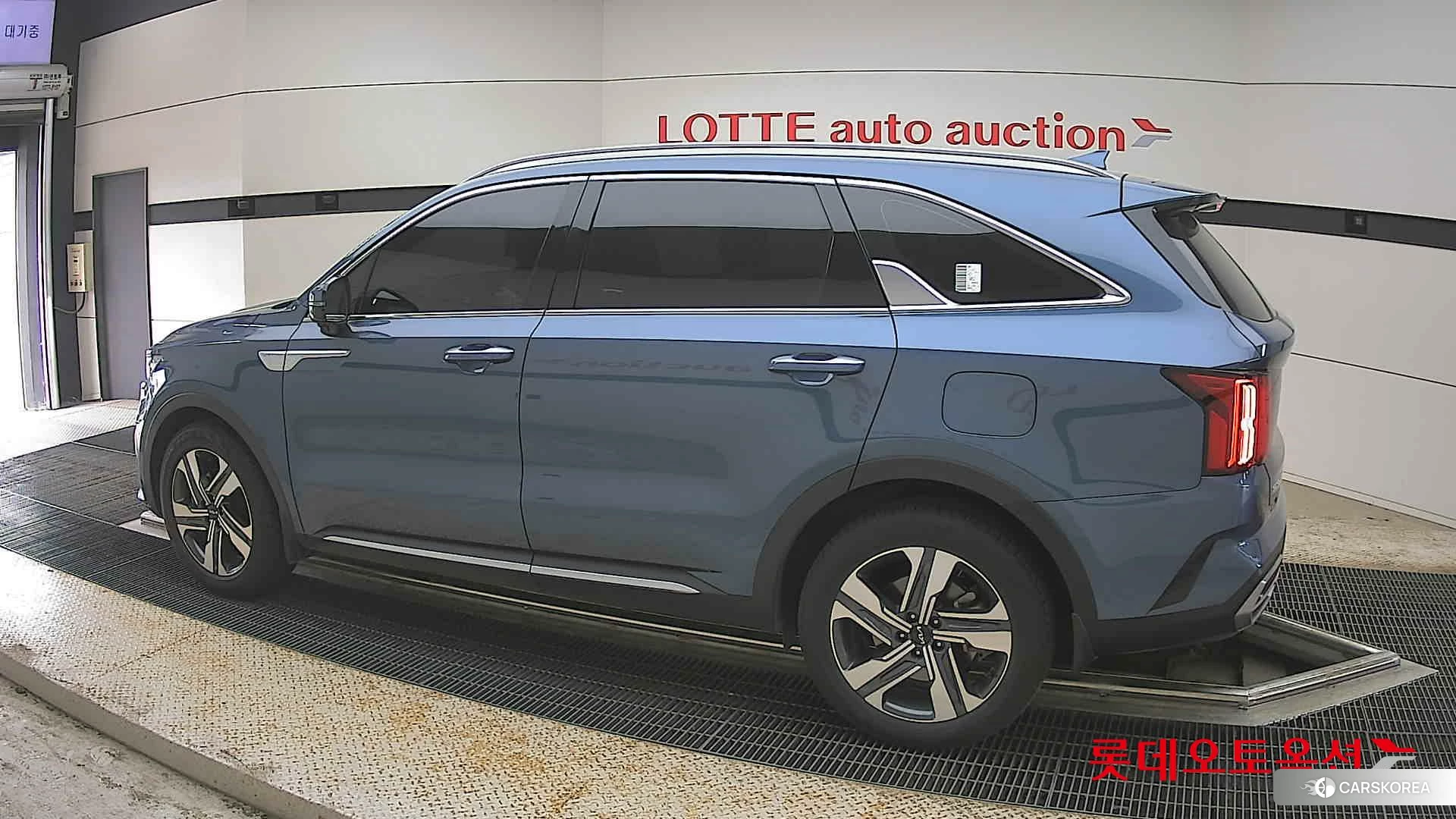 Kia Sorento Hybrid 2023 Другое из Кореи, фото 2