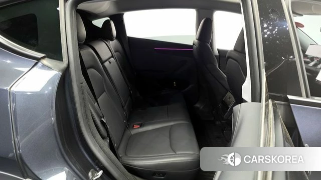 Tesla Model Y 2025 Серый из Кореи, фото 2