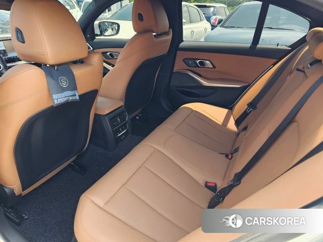 BMW 3 Series (G20) 2025 Белый из Кореи, фото 2
